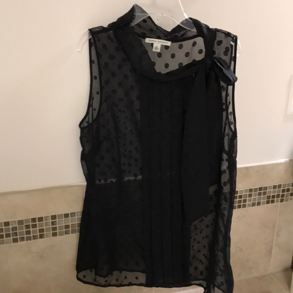 BR sleeveless black sheer blouse with side zipper